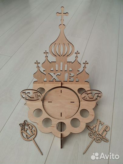 Пасхальная подставка для яиц и кулича