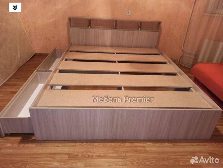 Кровать двухспальная Новая