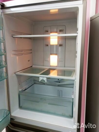 Hotpoint-Ariston (NoFrost ) MBT 1912 Гарантия