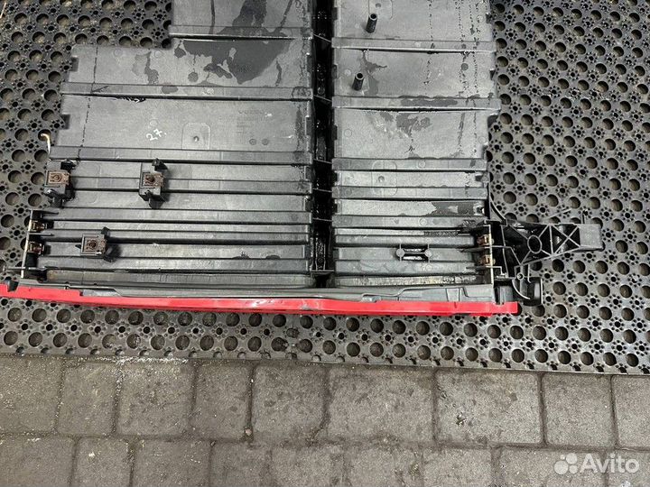 82243559 Вещевой ящик Volvo FH