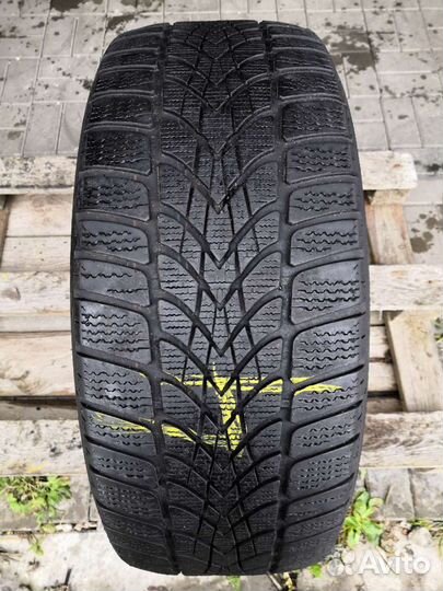 Dunlop SP WINTER SPORT 4D ROF 245/45 R19