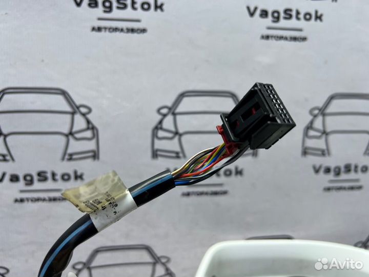 Корпус зеркала правый Audi A7 4G cgwd 2012