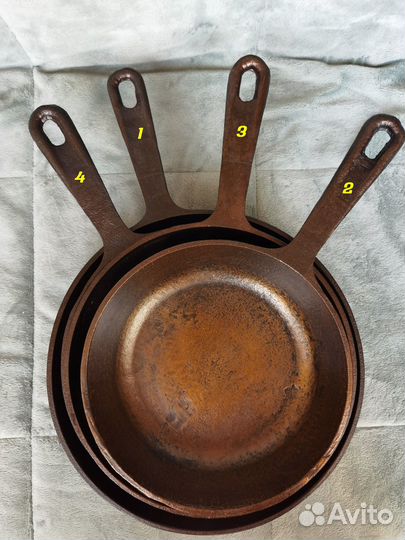 Чугунные сковороды СССР, серия Слуцк Эмальпосуда