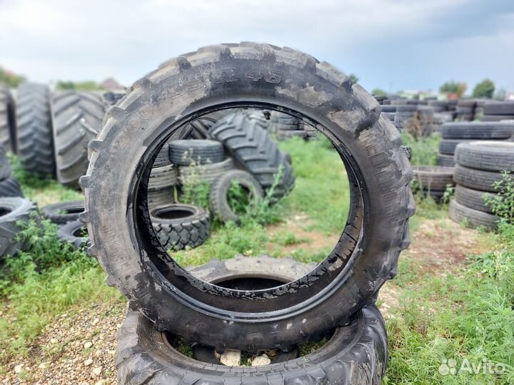 Шины на трактор 300/95R46 Trelleborg TM100 б/у