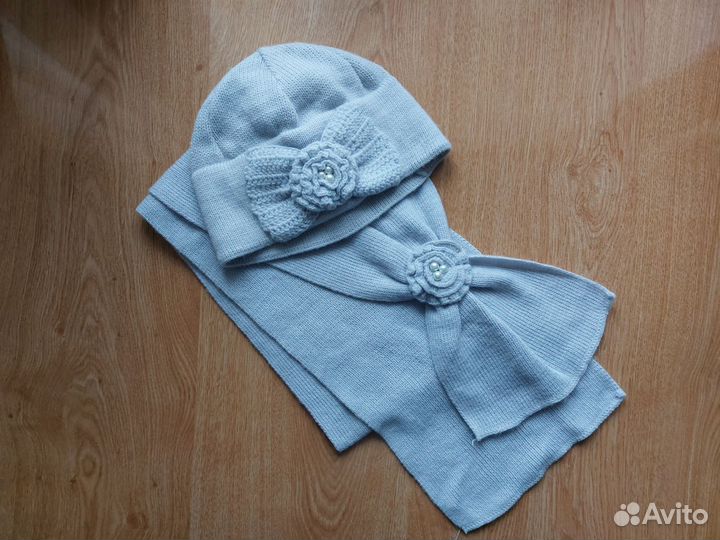 Комплект шапка и шарф бренд Kamea новый