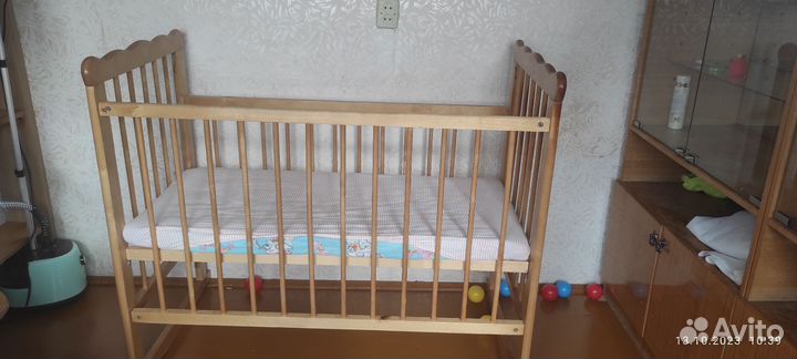 Кроватка маятник