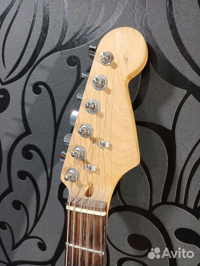Электрогитара stratocaster sss