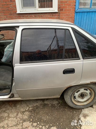 Двери на daewoo nexia