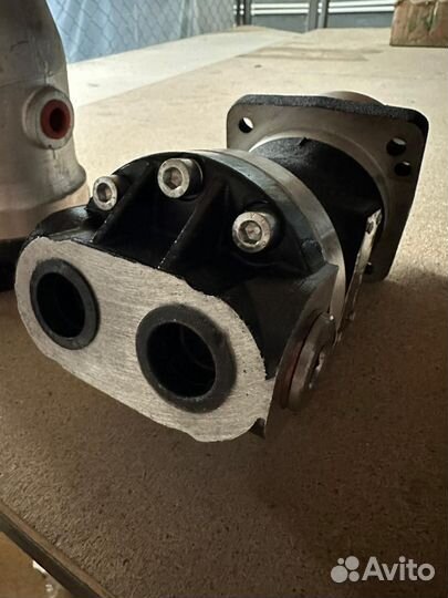 Гидромотор 210.16.11.00(вал шпонка)