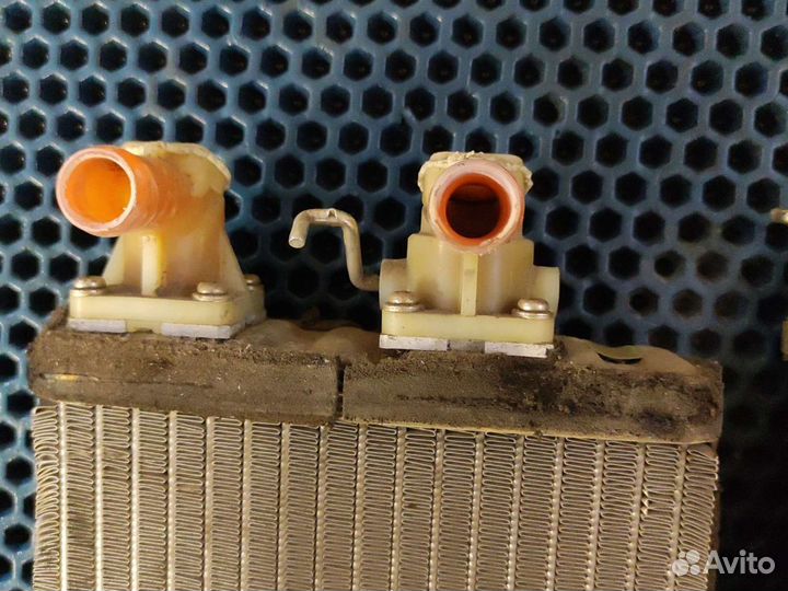 Радиатор печки Nissan Serena c23