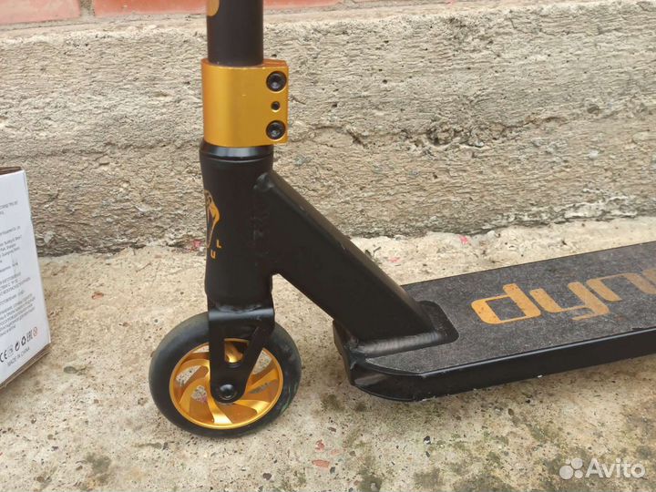 Трюковой самокат