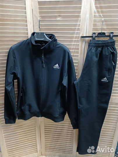 Спортивный костюм adidas