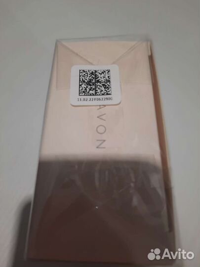 Парфюмированная вода Avon luck для неё