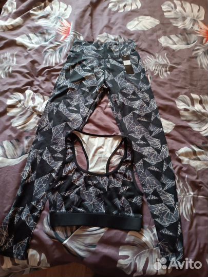 Спортивный костюм женский