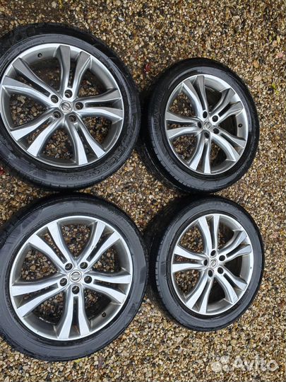 Колеса в сборе R20 Nissan лето