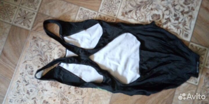 Купальник слитный на 7-8 л