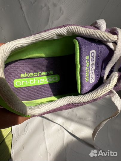 Бронь Кроссовки Sketchers