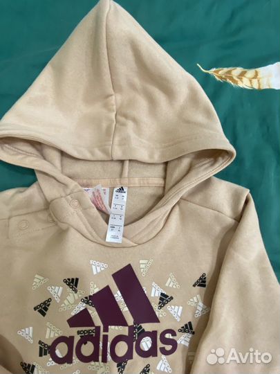 Спортивный костюм adidas для девочек