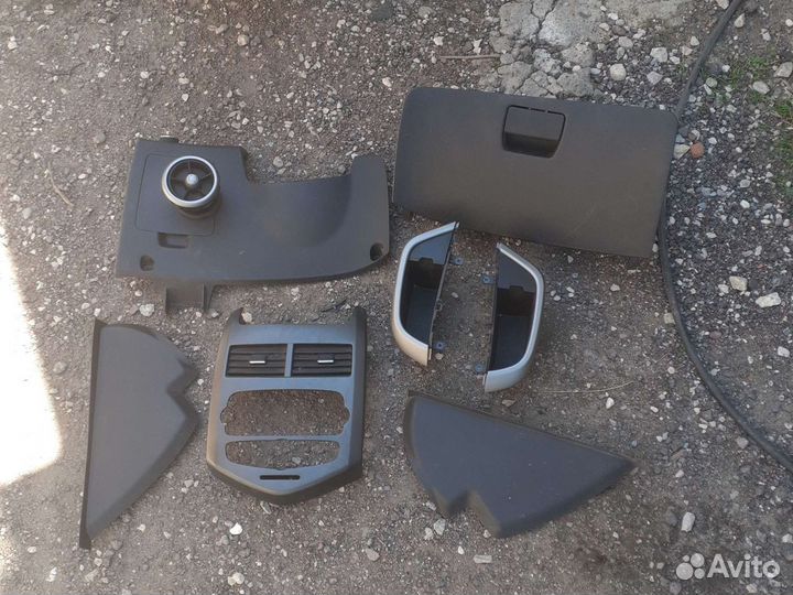 Авео т300 пластик торпеды, бардачок