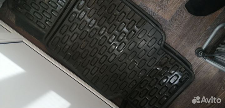 Коврики универсальные