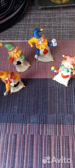 Фигурки карточные