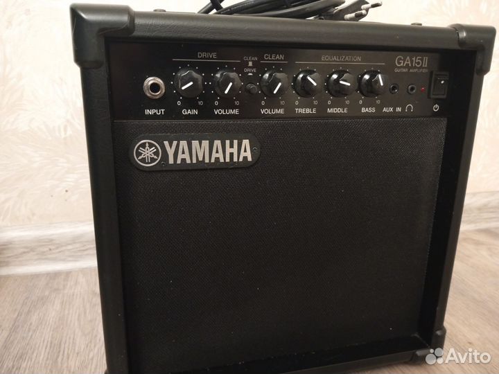 Комбоусилитель Yamaha GA15 II