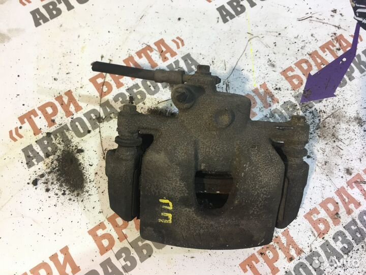 Шкода Рапид Суппорт передний Прав