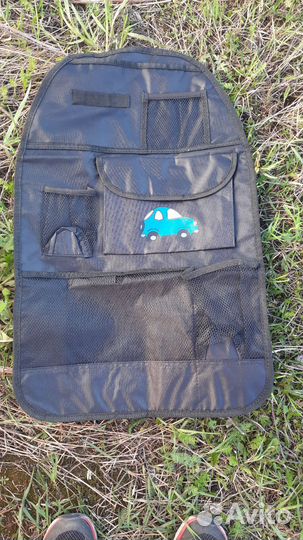 Органайзер на спинку сиденья автомобиля