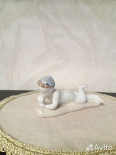 Фарфоровые статуэтки