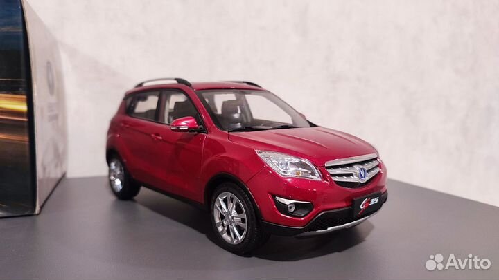 1:18 Changan CS35