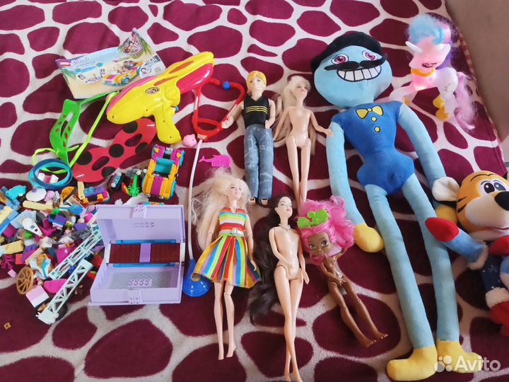 Кукла барби