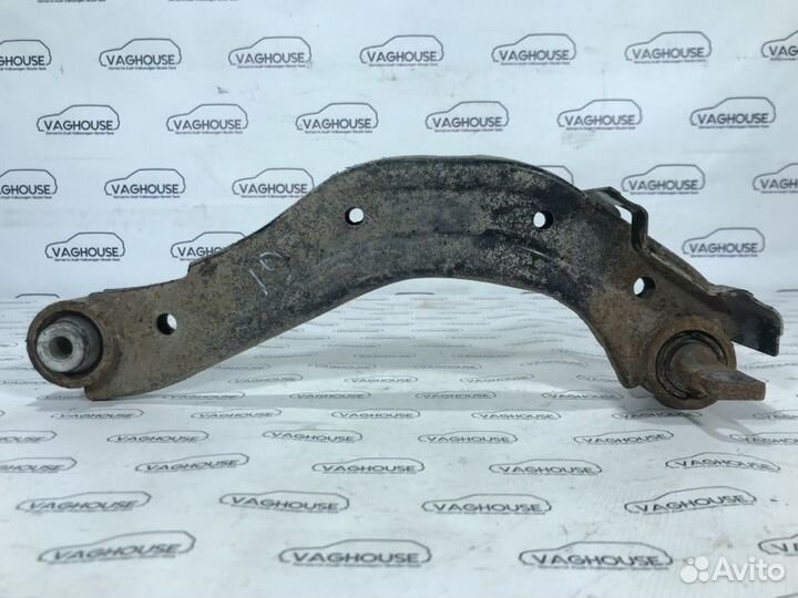 Рычаг подвески задний правый Honda Civic 4D 1.8