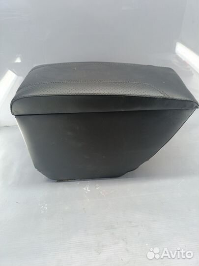 Бар подлокотник Skoda Rapid