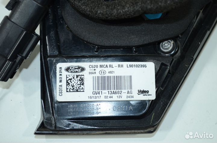 Фонарь внутренний задний правый Ford Kuga 2 2.0