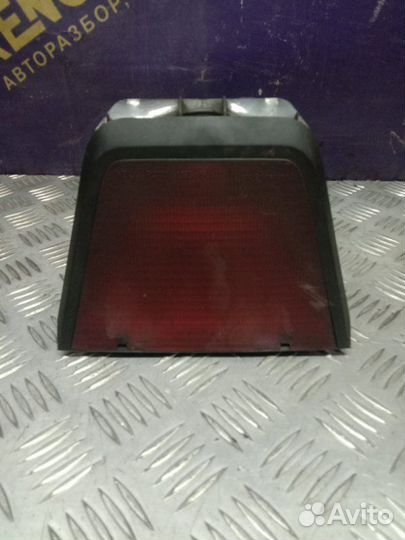 Стоп-сигнал задний Renault Logan 1 седан K7J 710