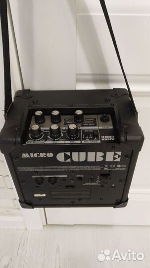 Гитарный комбоусилитель Roland micro cube