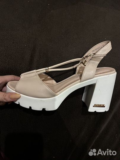 Босоножки Bona Mente