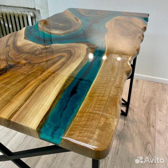 Стол из карагача под заказ