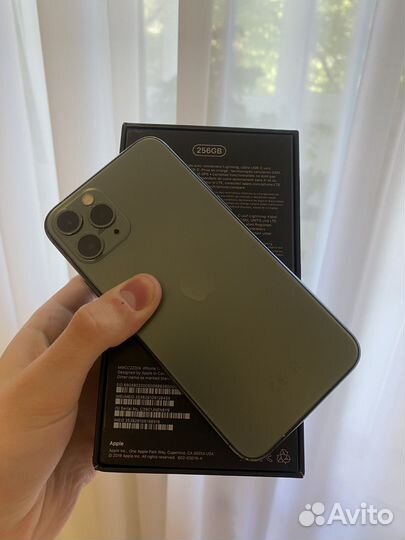 iPhone 11 Pro, 256 ГБ