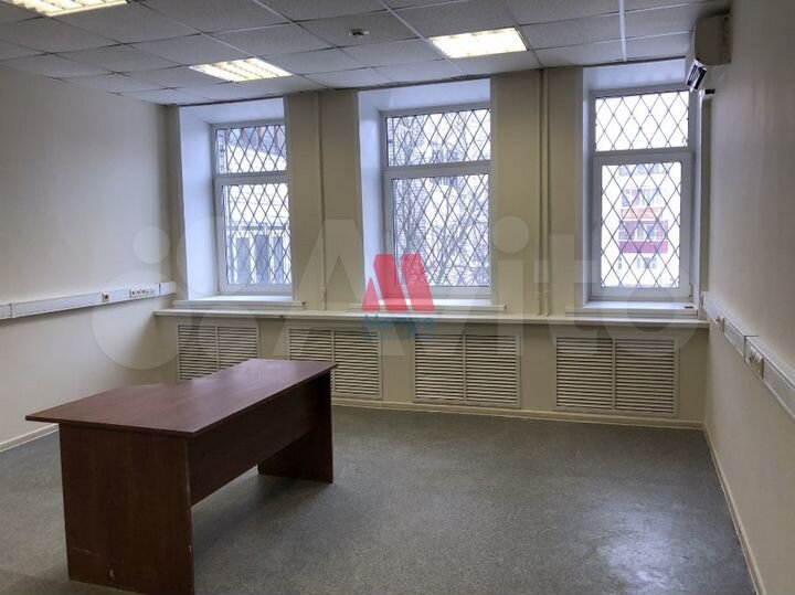 Офис 29м2 на 2м этаже у ТЦ Гигант