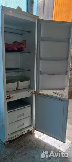 Холодильник б/у