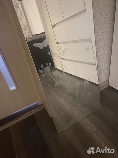 Зеркало настенное