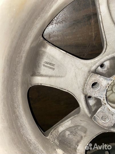 Комплект оригинальных колес бмв e60