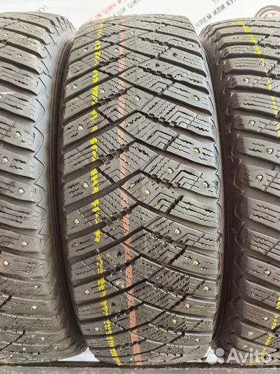 Kumho Crugen HP91 215/65 R17 99T