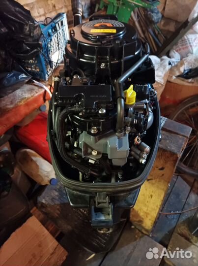 Продам лодочный мотор suzuki df20a