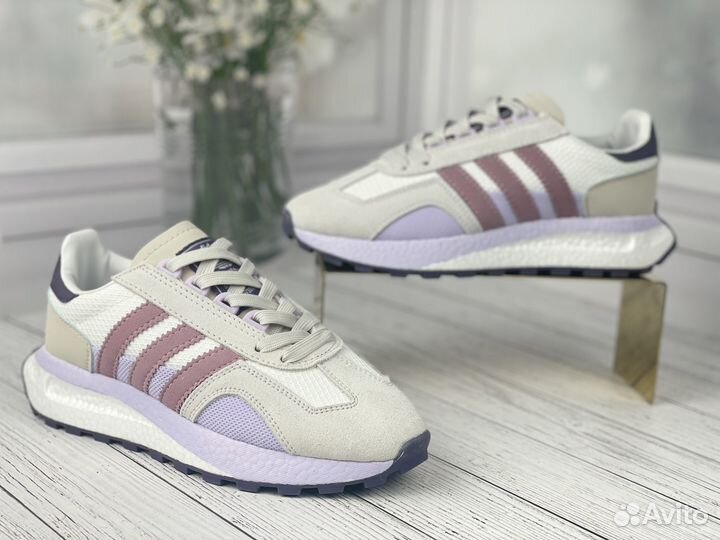 Кроссовки adidas retropy e5