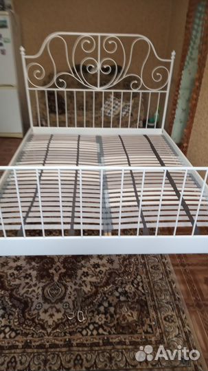 Кровать двухспальная с матрасом бу 160 200