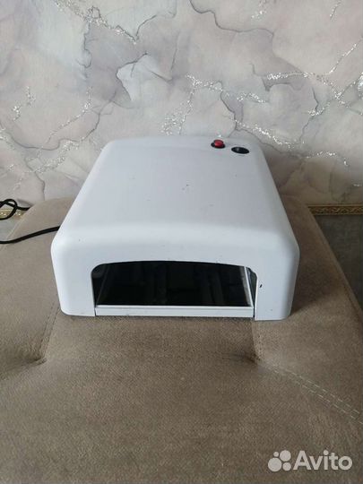 Лампа для ногтей