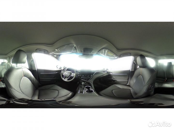 Toyota Camry 2.5 AT, 2023