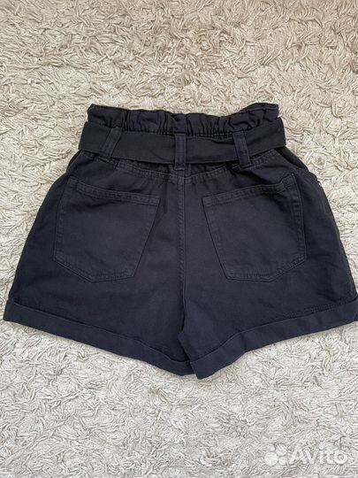 Стильные свободные шорты Bershka (Бангладеш)